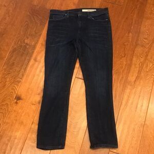 DKNY Dark Wash Cropped Skinny Jeans Size 8